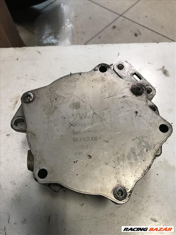 Volkswagen Golf V 2,0 TFSI _ vákuumpumpa 06j145100f 1. kép
