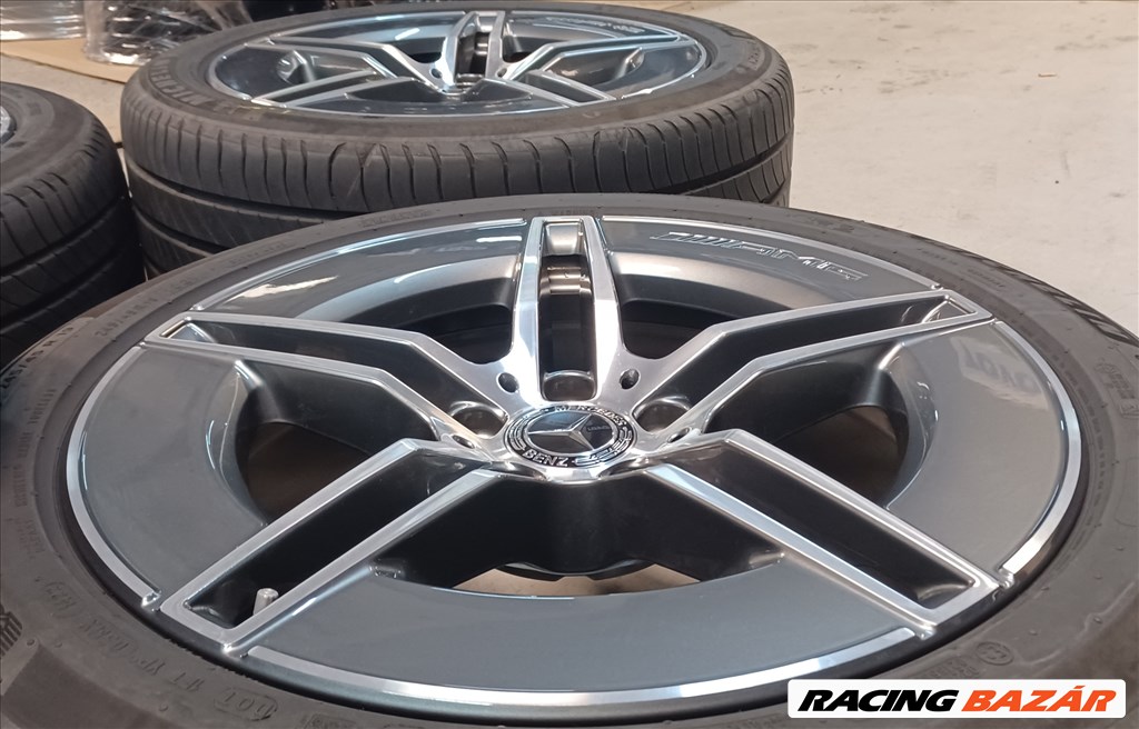  Mercedes W214 AMG 5x112 8,5-9,5x19 245/45 275/40 R19 nyári gumikkal 3. kép