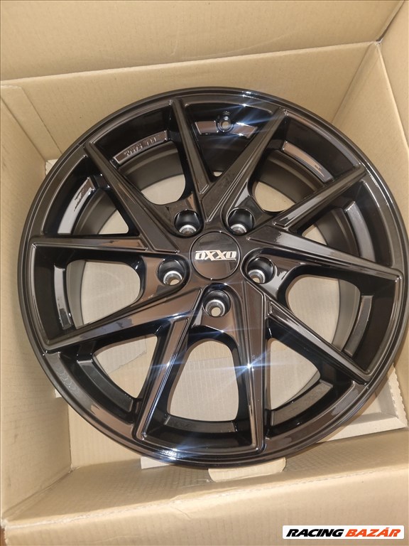  5x114.3 lyukosztású 7JJ 17" új Oxxo alufelni 1. kép