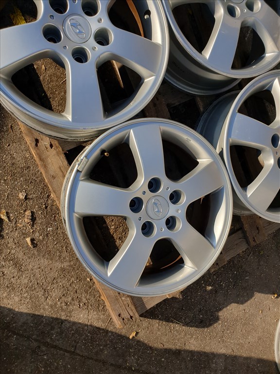 16" 5x114,3 Hyundai 3. kép