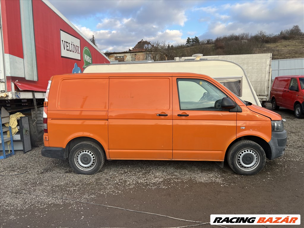 2011 Vw Transporter T5 2.0 CRTDI manualis 5 Váltó! Minden alkatrésze eladó! 3. kép