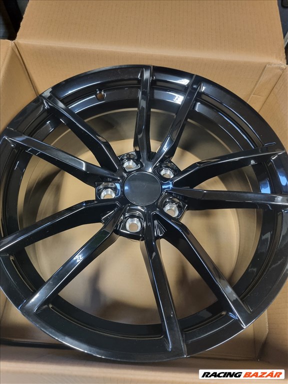  5x112 lyukosztású 7,5JJ 17" új alufelni 1. kép