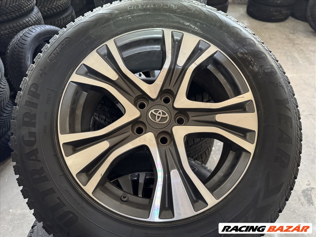 Toyota Rav 4 gyári Executive 7X17-es 5X114,3-as ET45 könnyűfém felni garnitura eladó 1. kép