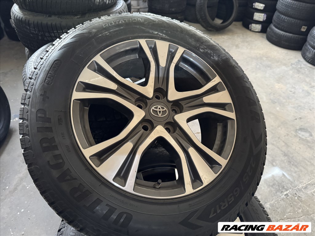 Toyota Rav 4 gyári Executive 7X17-es 5X114,3-as ET45 könnyűfém felni garnitura eladó 2. kép