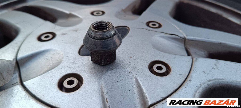  4x108 lyukosztású 15" használt (gyári felni) alufelni, rajta 185/65 használt nyári gumi gumi  7. kép