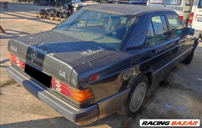 Mercedes 190 bontott alkatrészei