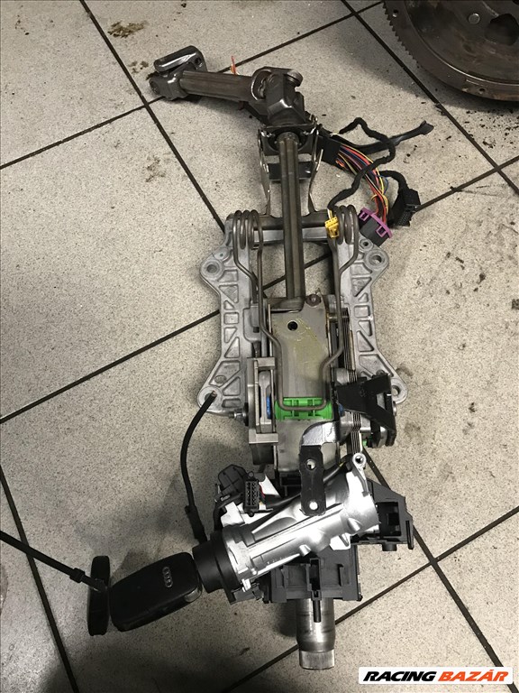 Audi A3 (8P) gyújtáskapcsoló + kulcs  1. kép