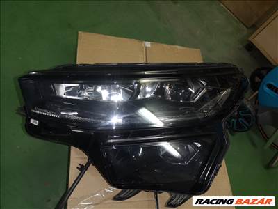 Skoda Kodiaq fényszóró  0022390006 566941035