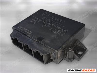 Renault Laguna III Tolatóradar vezérlő elektronika 259902418R / 263500001R