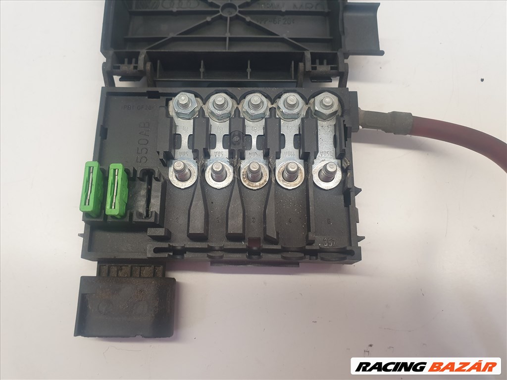 Volkswagen Golf IV motortéri biztosítéktábla (15978) 1j0937550 4. kép