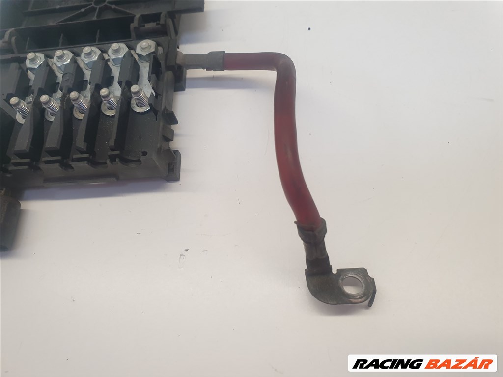 Volkswagen Golf IV motortéri biztosítéktábla (15978) 1j0937550 5. kép