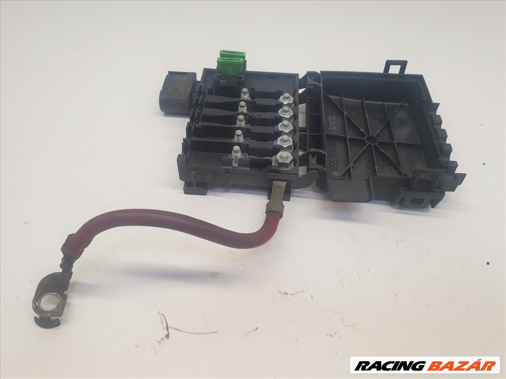 Volkswagen Golf IV motortéri biztosítéktábla (15978) 1j0937550 8. kép