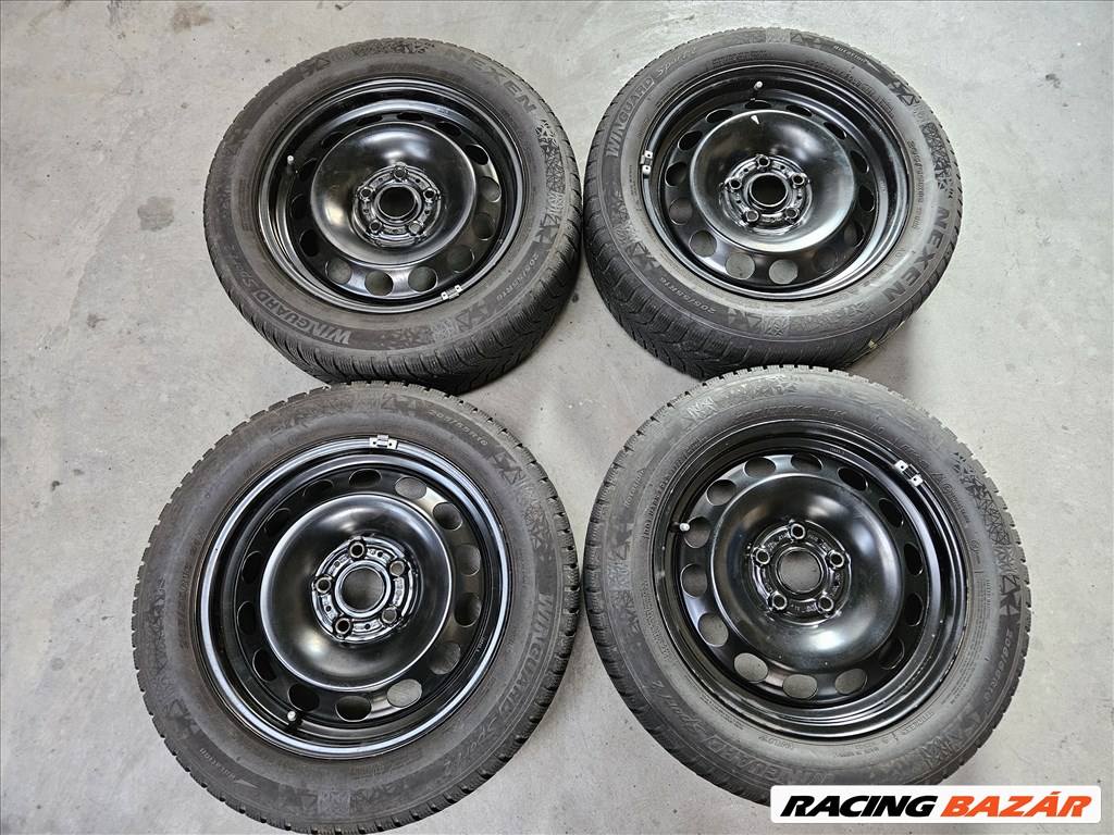  5x112 16" újszerű lemez felnik, 205/55 Nexen téli gumikkal (13072) 1. kép