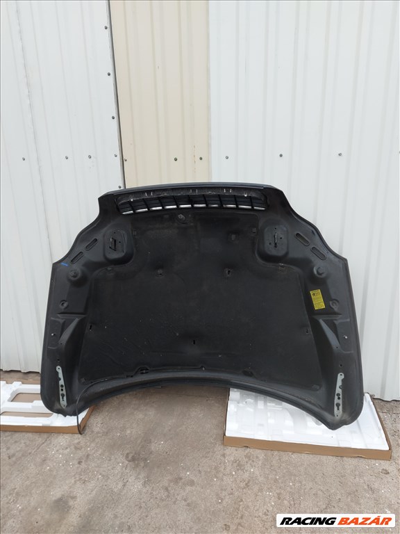 Volvo XC90 D5 AWD Motorháztető szigetelés  1. kép