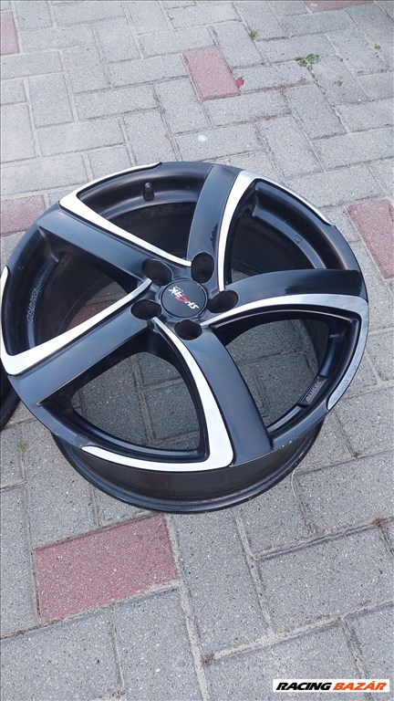  5x114.3 lyukosztású 8J 18" Alutec alufelni 3. kép