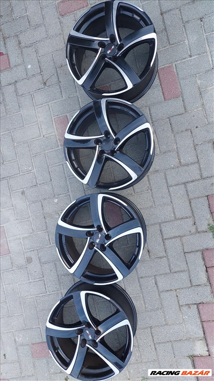  5x114.3 lyukosztású 8J 18" Alutec alufelni 1. kép