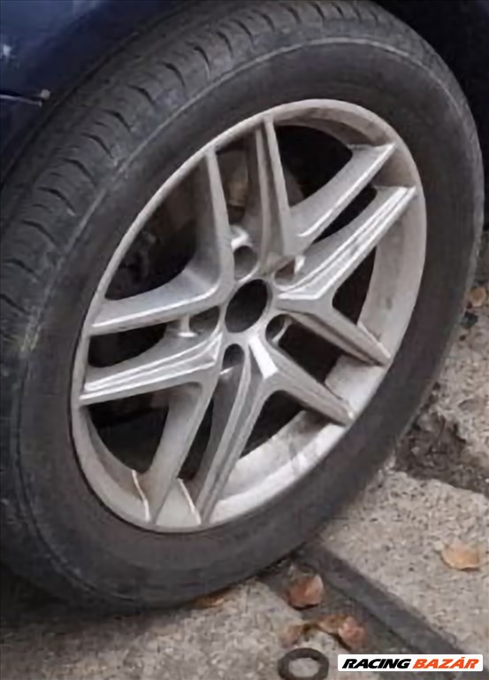 Volkswagen Touran I (Typ 1T) bontott alkatrészei 2.0pd BKD DSG  XENON 11. kép