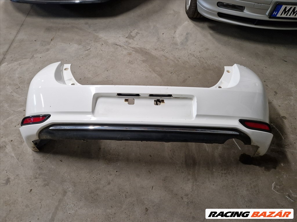 Toyota Auris II facelift hátsó lökhárító  2. kép