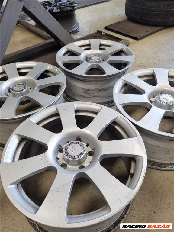  5x112 lyukosztású 8JJ 17" újszerű gyári Mercedes alufelni 3. kép
