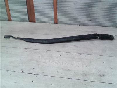 NISSAN PRIMERA P12 2001-2007 Ablaktörlő kar jobb első