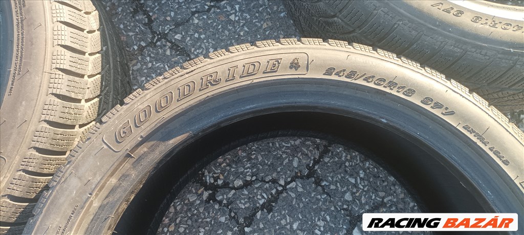  245/40 R18" újszerű Goodride téli gumi szettben eladó! 7. kép