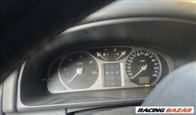 Renault Laguna II Kilométer km óra Müszercsoport 