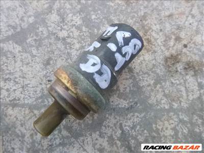 Skoda Octavia I    2000,,   1,6  SR,,   AKL,  hőgomba