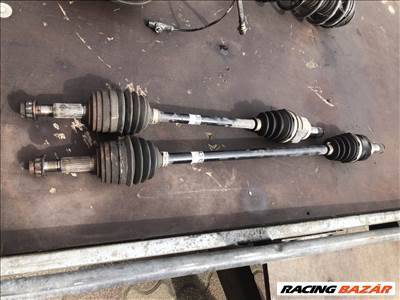 Toyota Aygo (AB40) Aygo 2021 jobb és bal féltengelyek 