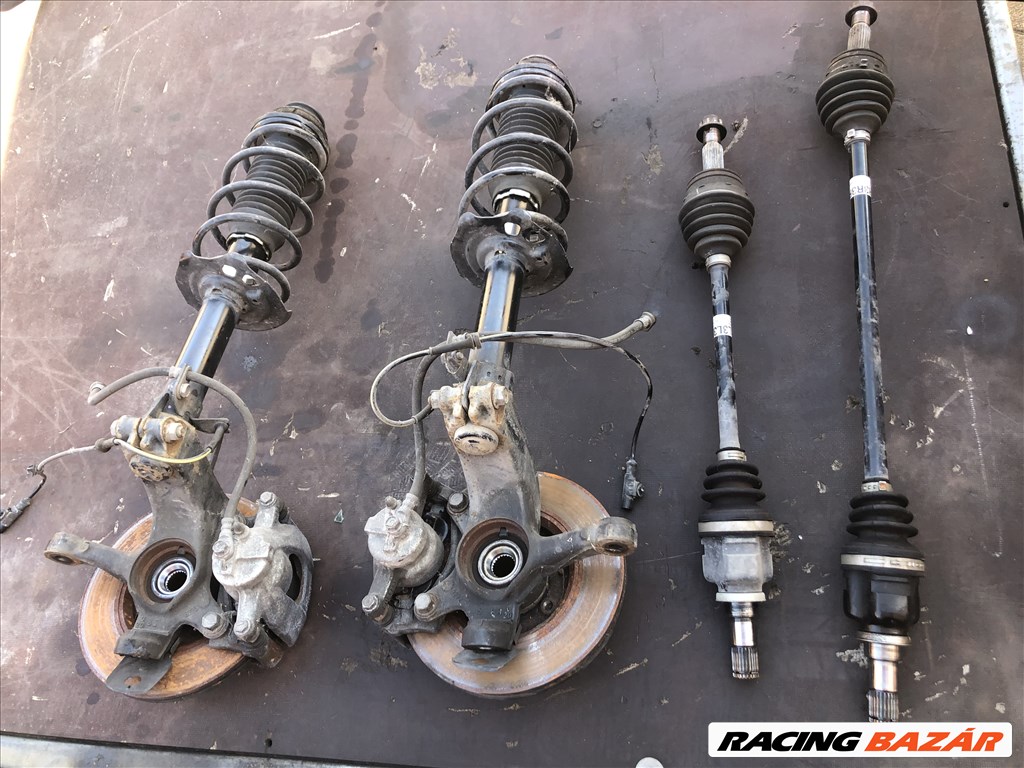 Toyota Aygo (AB40) Aygo 2021 jobb és bal féltengelyek  2. kép