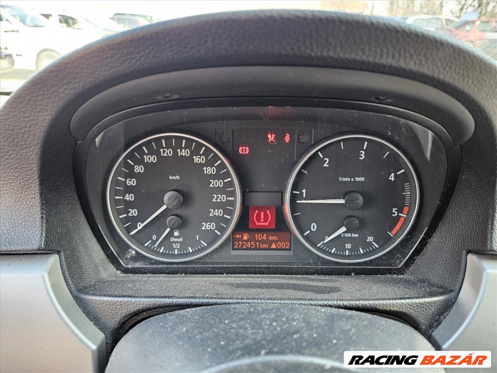 BMW 320 (E90, E91, E92, E93) bontott alkatrészei 6. kép