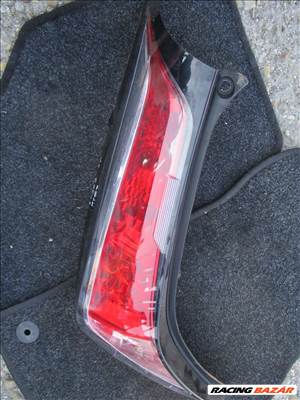 Toyota Aygo (AB40) bal hátsó lámpa 