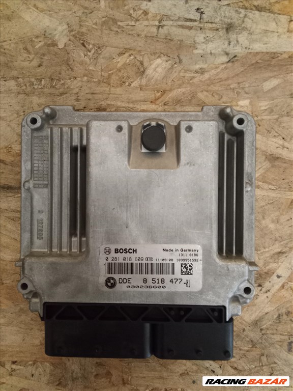 BMW 5-ös sorozat F10/F11 motorvezérlő n47d20c 8518744 1. kép
