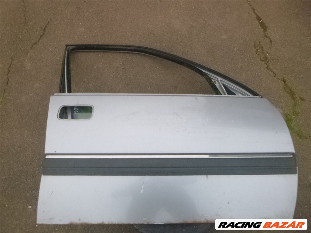 Opel Omega A,,  jobb első ajtó 2. kép
