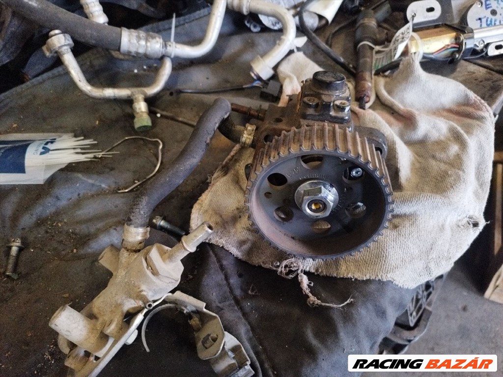 Fiat Bravo / Croma / Doblo / Grande Punto / Alfa Romeo 159 / GT 1.9 Multijet nagynyomású szivattyú 0445010150 4. kép