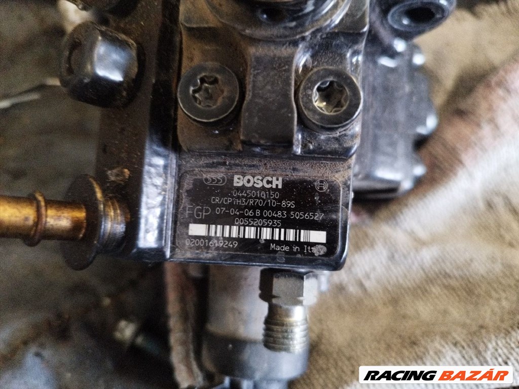 Fiat Bravo / Croma / Doblo / Grande Punto / Alfa Romeo 159 / GT 1.9 Multijet nagynyomású szivattyú 0445010150 2. kép