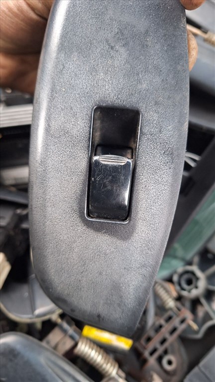 Daewoo Kalos ablakemelő kapcsoló 1. kép