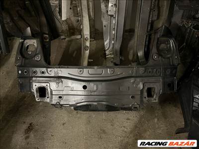 VW Passat B6 (3C) limuzin hátfal 