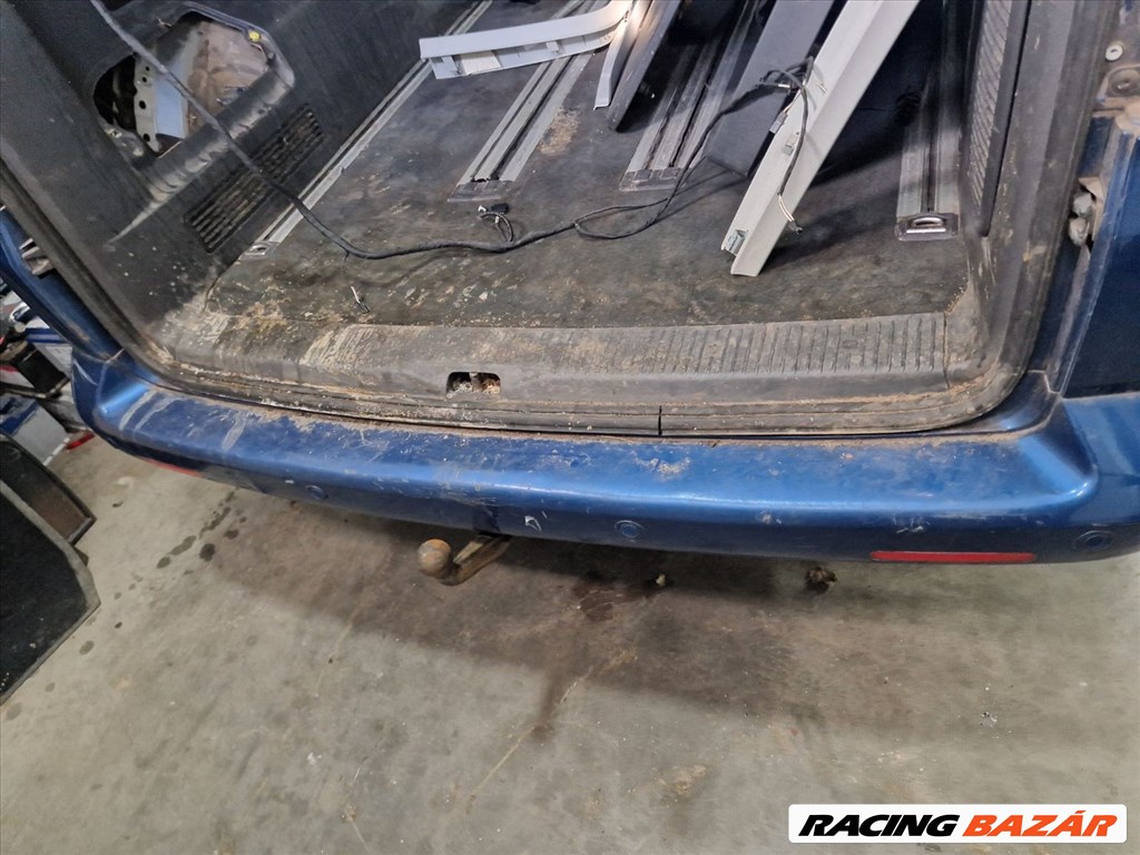 Volkswagen T5 Multivan bontott alkatrészei 3. kép