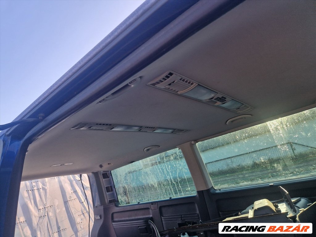 Volkswagen T5 Multivan bontott alkatrészei 6. kép