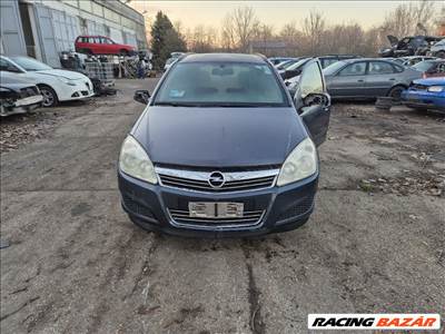 Opel Astra H 1.7 CDTI motorháztető 