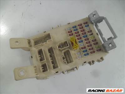 Kia Venga utastér biztosítéktábla  919501j011