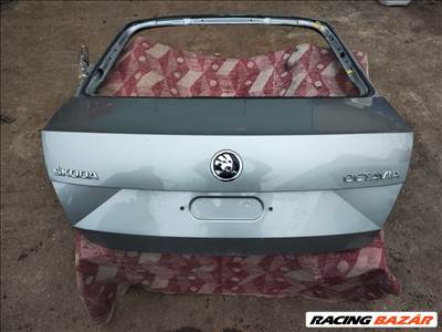 Skoda Octavia III csomagtérajtó  5e5827105a 5e5827159