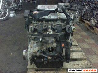 Renault Laguna I Olajbeöntő Sapka *56838*