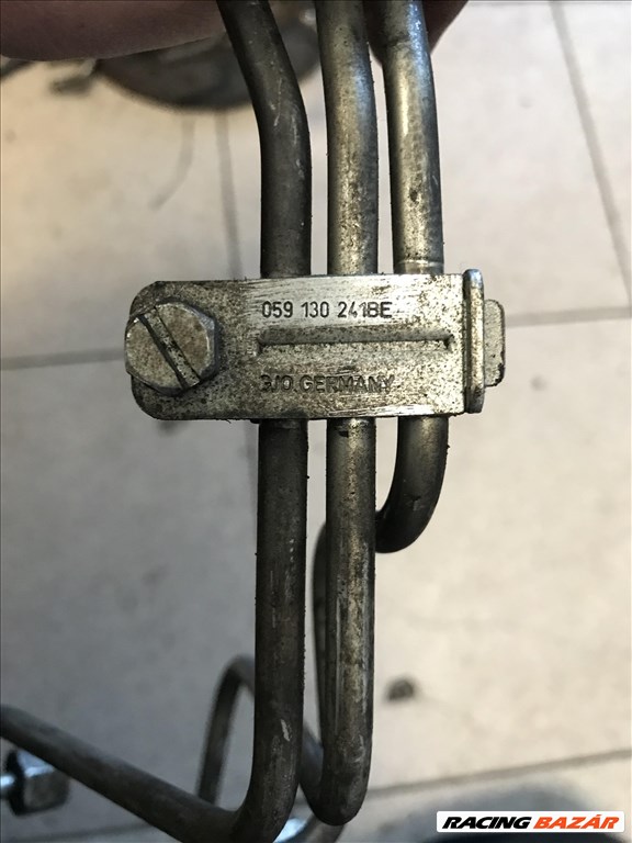 Audi A4 (B5 - 8D) 2,5 V6 TDI - üzemanyagcső 059130241be 2. kép
