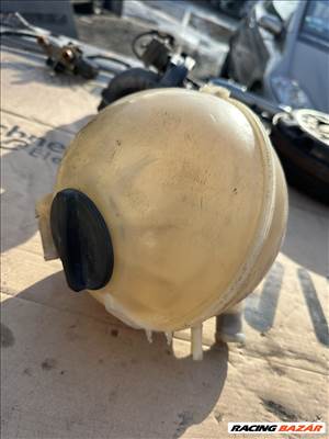 Mercedes Vito 639 Kiegyenlítőtartály 