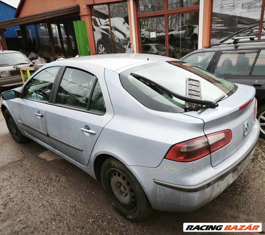 2002 Renault Laguna 1.9 DCI diesel, manuális 6-os váltóval - BONTÁS 10. kép