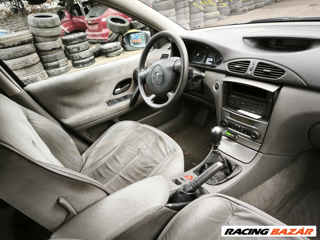 2002 Renault Laguna 1.9 DCI diesel, manuális 6-os váltóval - BONTÁS 12. kép