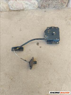 Toyota Corolla Verso (AR10) pótkerék rögzítő 1886