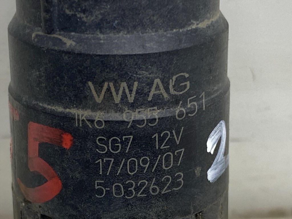 SKODA OCTAVIA II (1Z5) 1.9 TDI Első Ablakmosó Szivattyú #33455# 1K6955651 8. kép