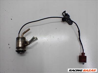 Volkswagen Caddy IV 2.0 TDI adblue befecskendező  05l131113j